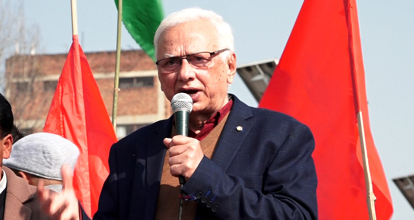 प्रचण्ड ओलीसँग मिल्ने डरले देउवा कात्तिकभित्रै संघ र प्रदेशको चुनाव गर्ने पक्षमा छन् : सीपी गजुरेल